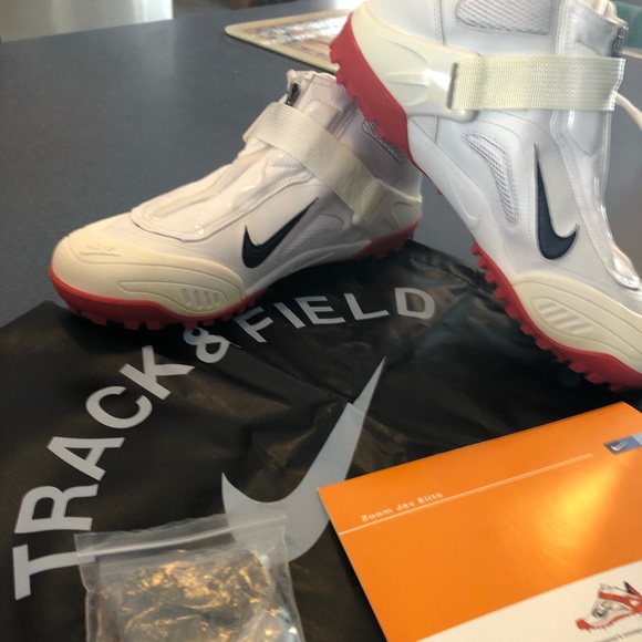 shoes for javelin throwers